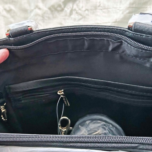 SATCHEL/SHOULDER BAG, DANIER LEATHER, BLACK, POCKETS, FRONT ACCENT LIKE A BIRKIN - Picture 6 of 16